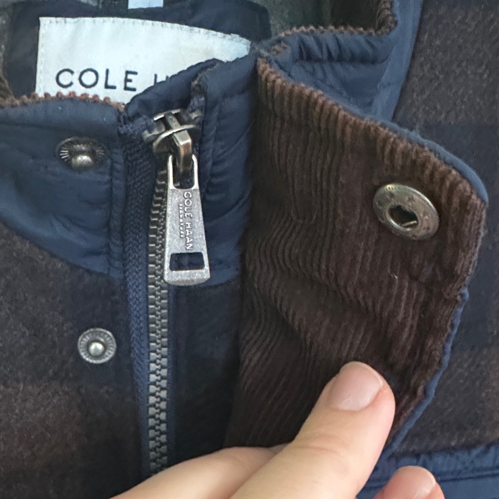 Cole Haan Men's Quilted Blue Jacket - Picture 6 of 9